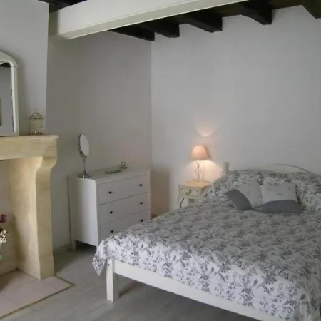 Urcay, 3 Pieces, 4 Personnes - Fr-1-489-142 Ferienhaus