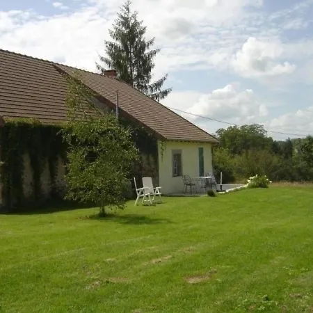 Ferienhaus Urcay, 3 Pieces, 4 Personnes - Fr-1-489-142
